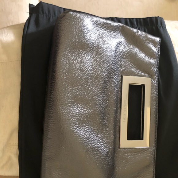 MICHAEL KORS LEATHER CLUTCH NWOT Grey Leather - Picture 4 of 8